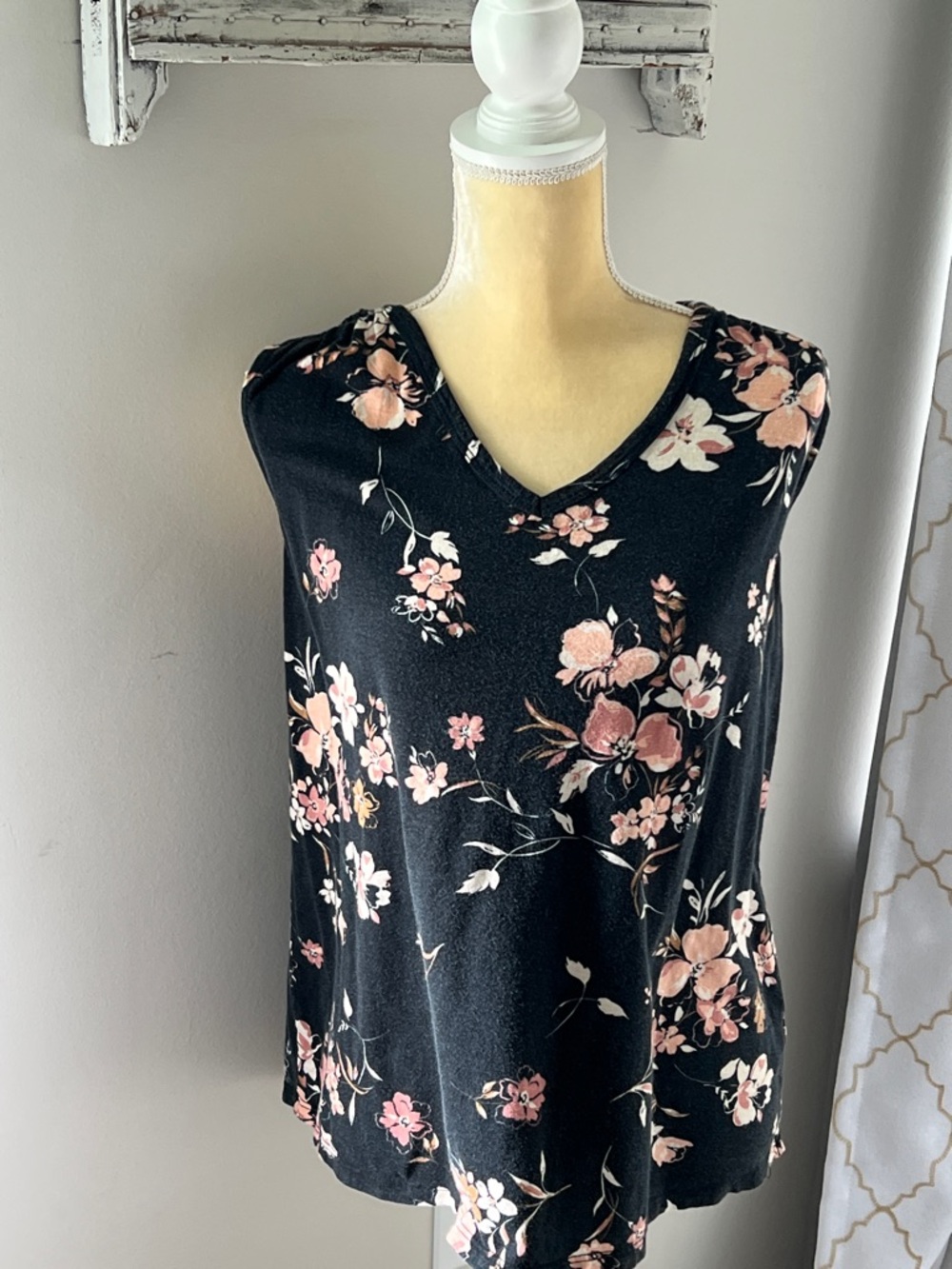 Black Floral V-Neck Sleeveless Top - Pink Blossom Print